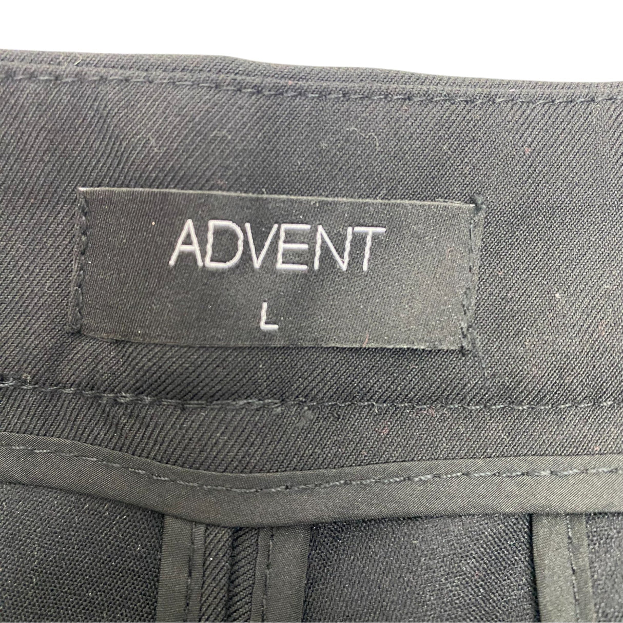 Advent Women's Tailored Pleat Shorts SIZE - Large