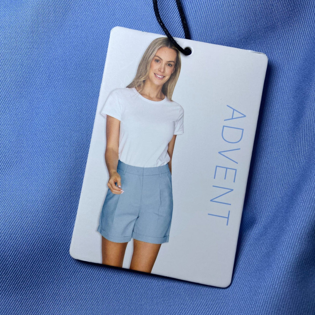 Advent Women's Tailored Pleat Shorts SIZE - Large