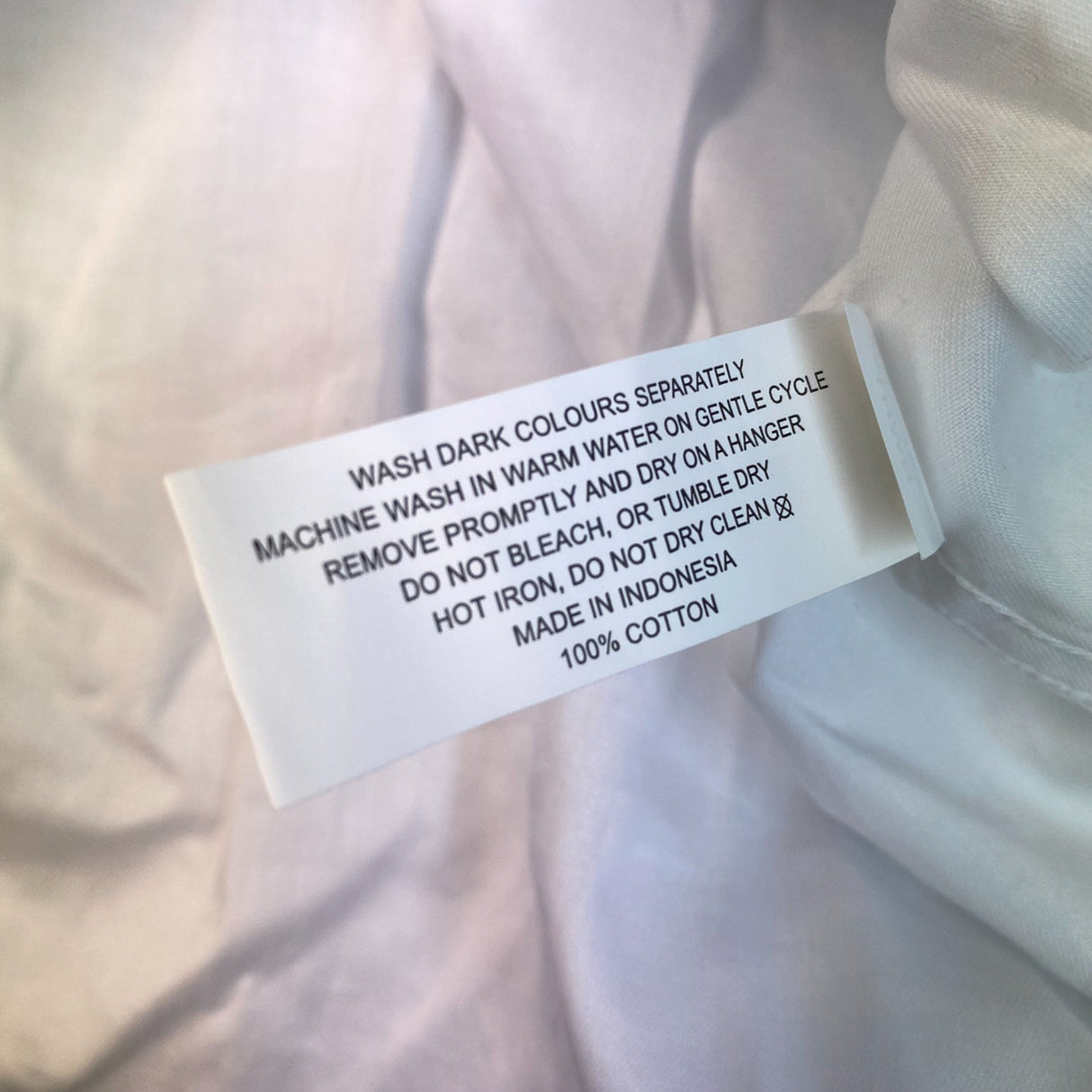 Calvin Klein Men's Slim Fit Dress Shirt SIZE - 42