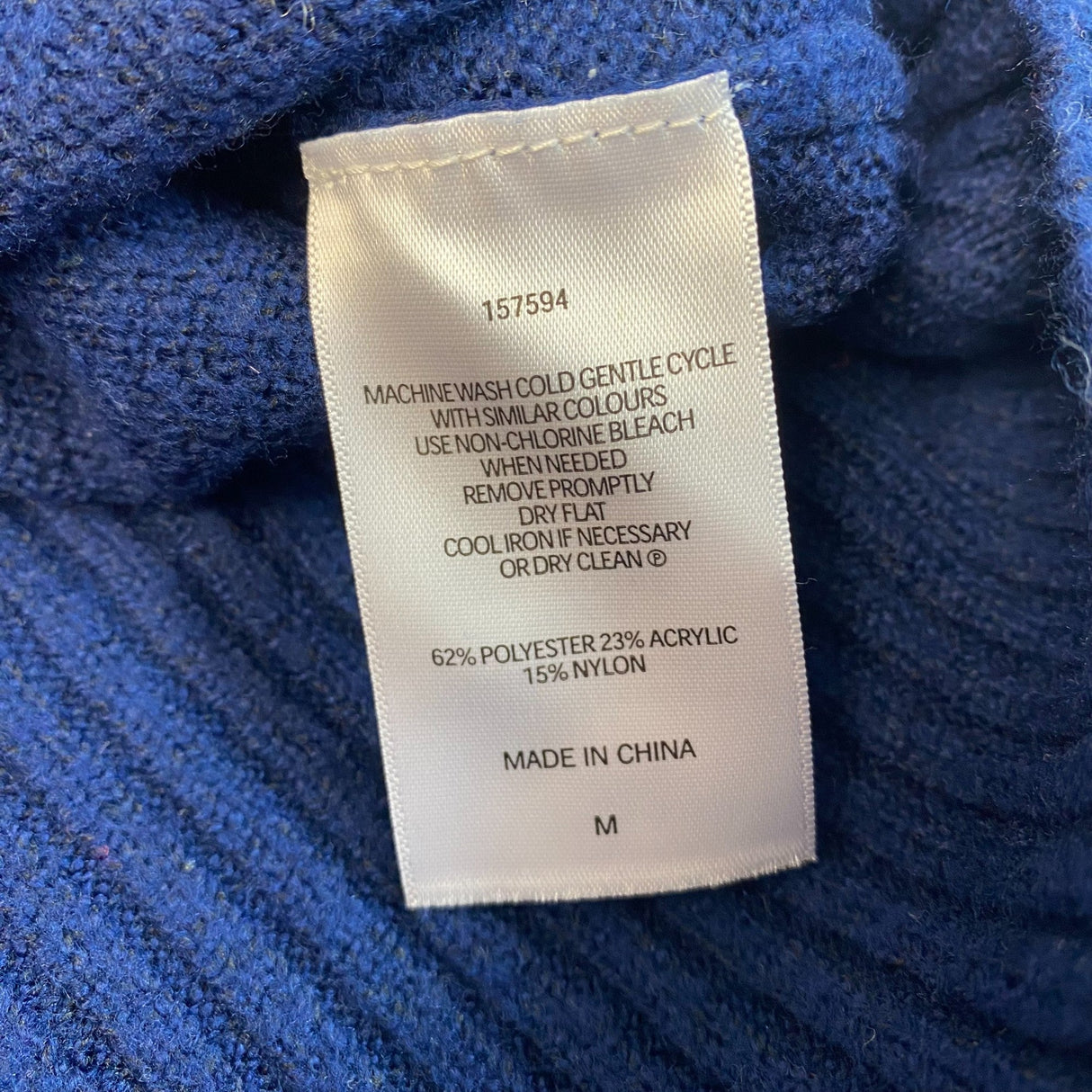 Segments Women's Essential Knitted Sweater SIZE - Medium