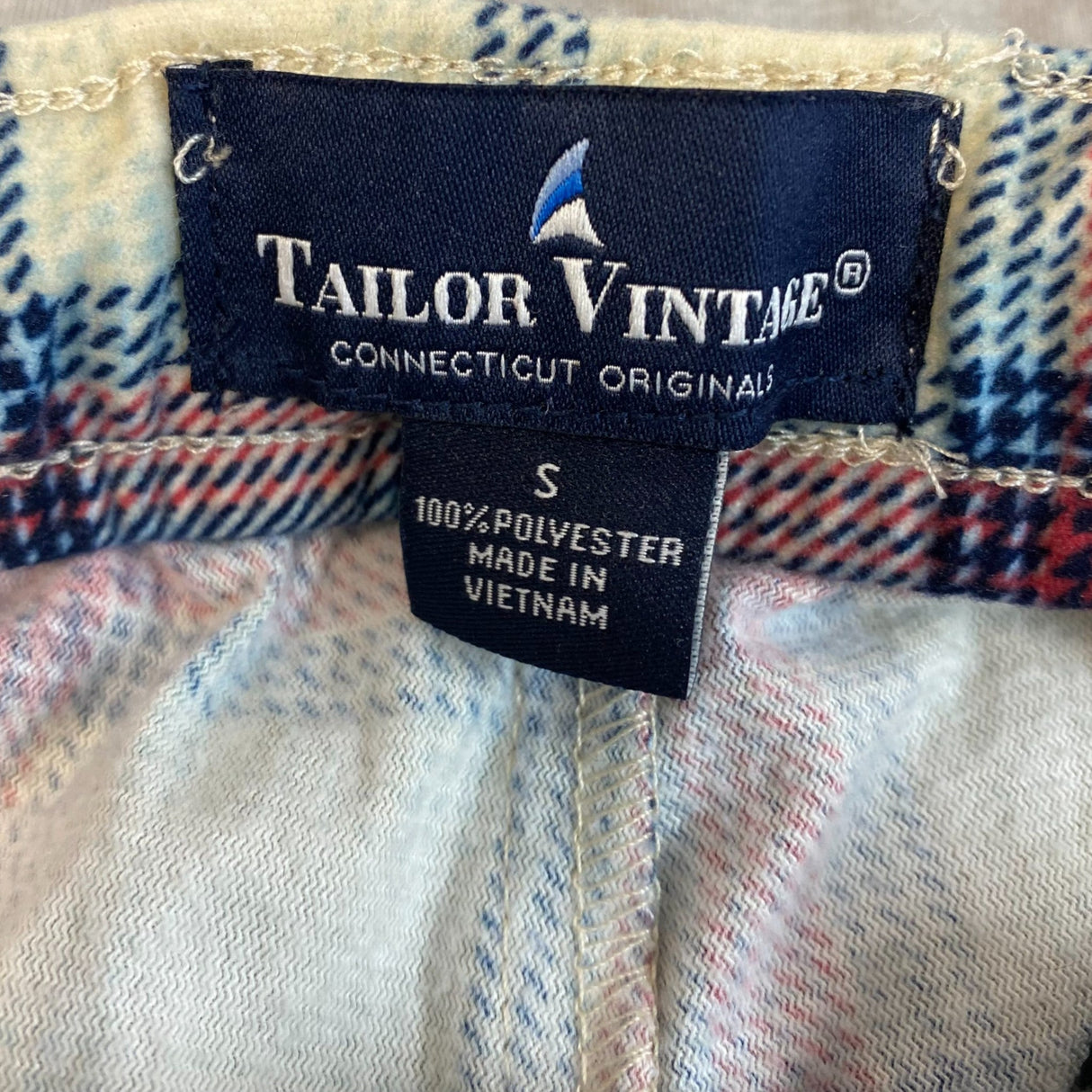 Tailor Vintage Men's 2 Piece Pyjama Set SIZE - Small