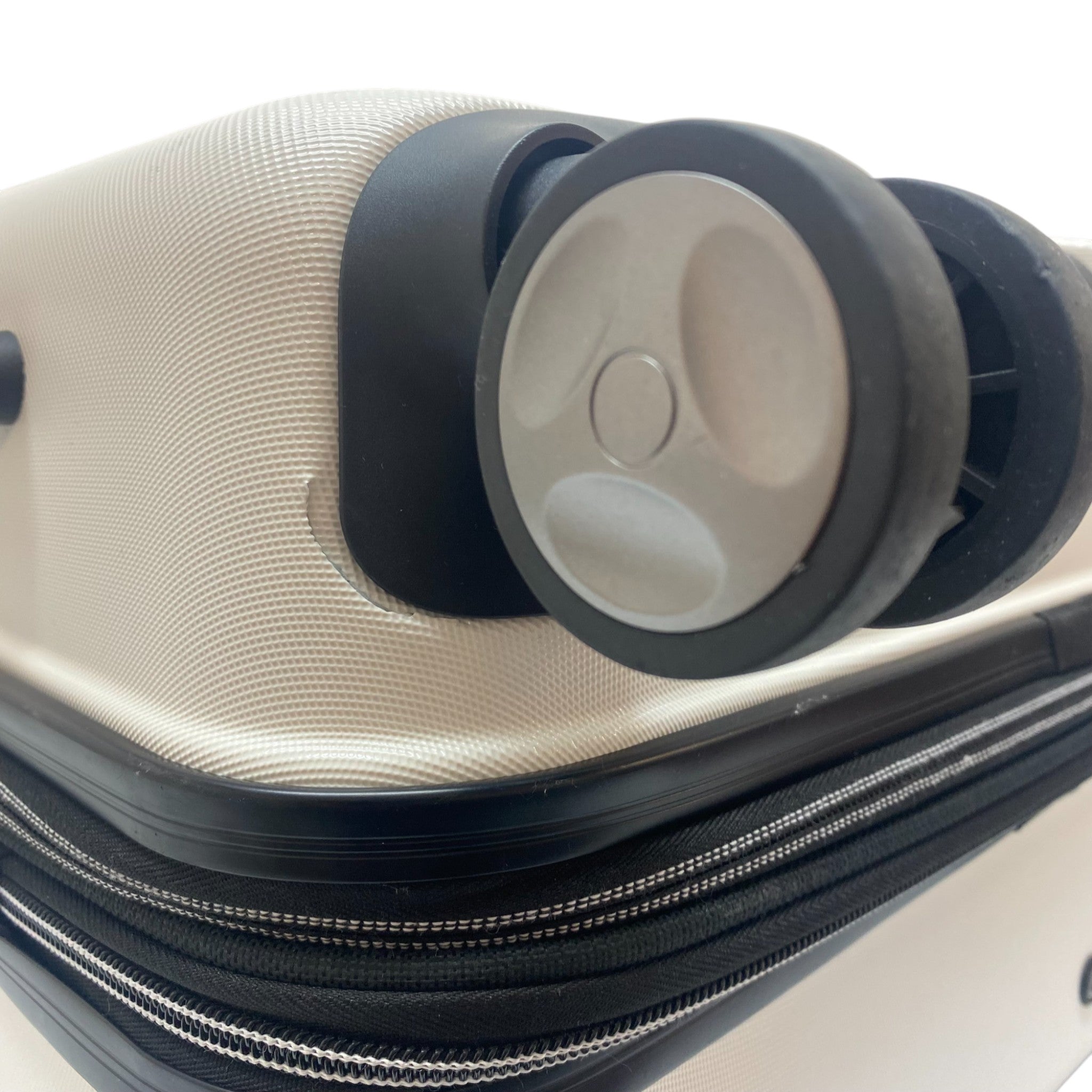 Tosca London Hardside 65cm Suitcase