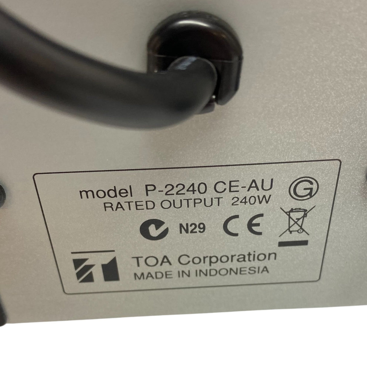 Toa P-2240 Power Amplifier