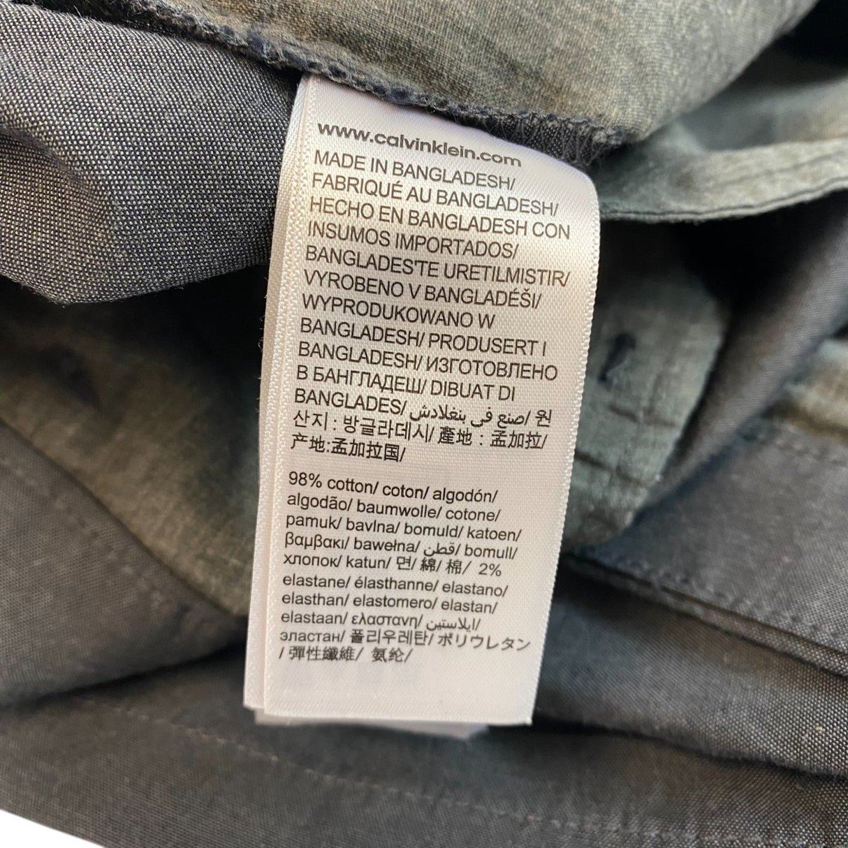 Calvin Klein Men's Regular Fit Shorts SIZE - 40