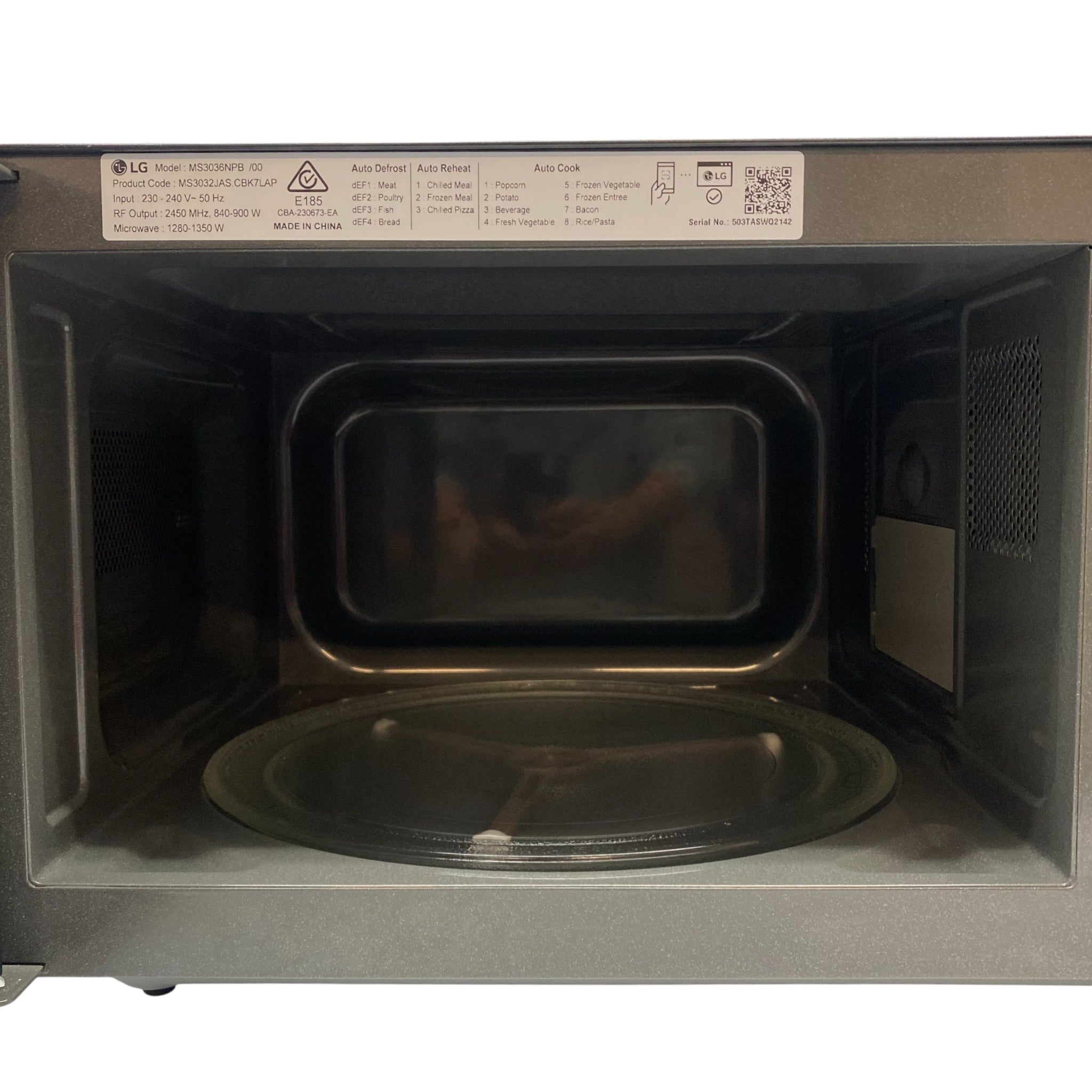LG NeoChef 30L EasyClean 900W Microwave