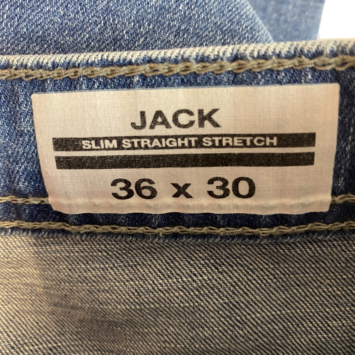 Buffalo Men's Slim Straight Stretch Jeans SIZE - 36