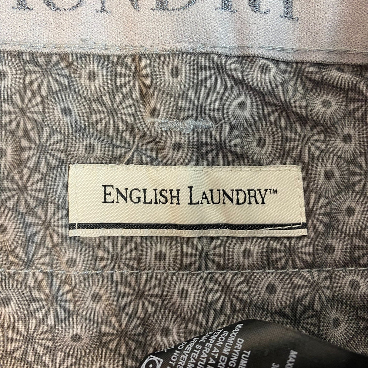 English Laundry Men's Straight Fit Flat Front Chino Pants SIZE - 40