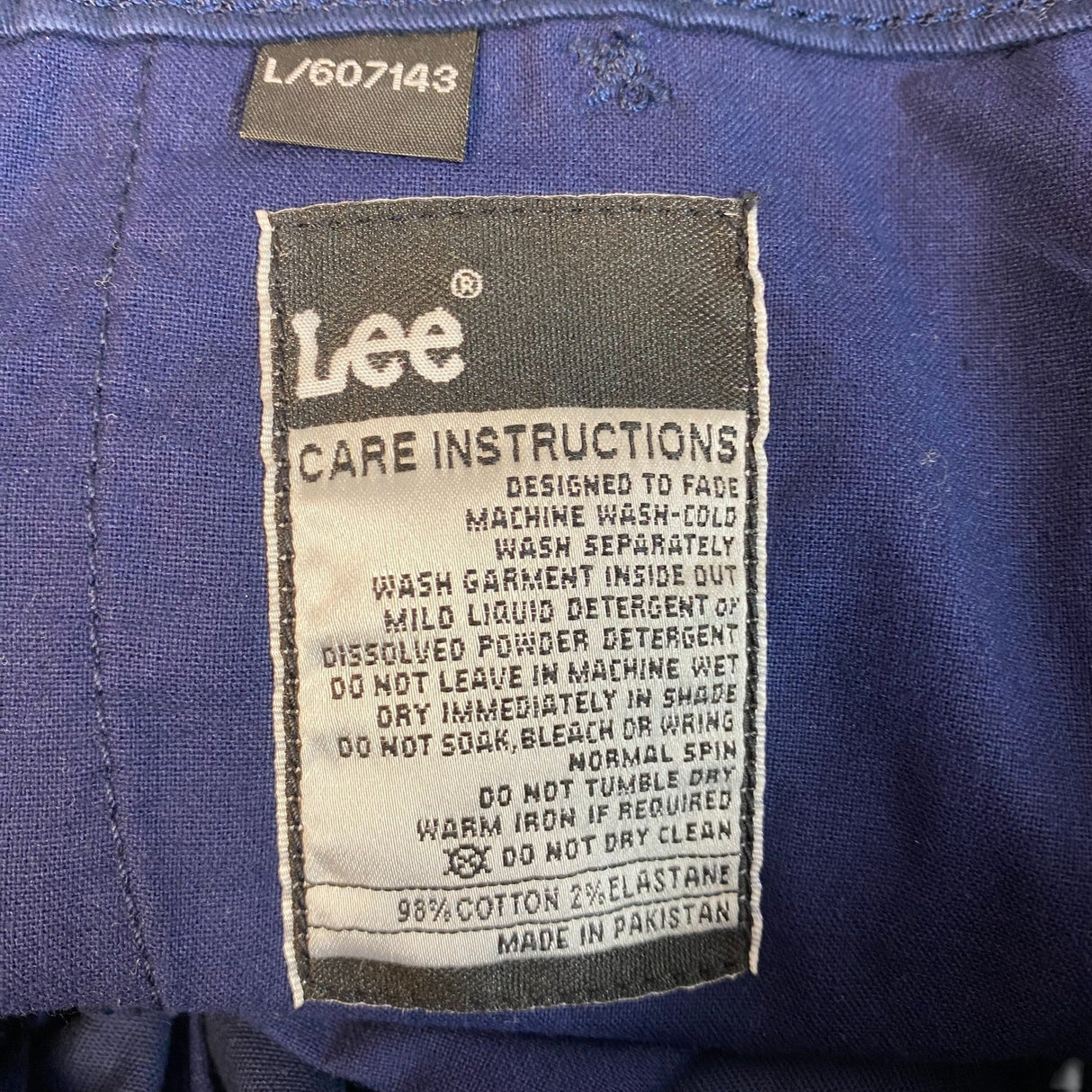 Lee Men's Regular Fit Chino Pants SIZE - 30