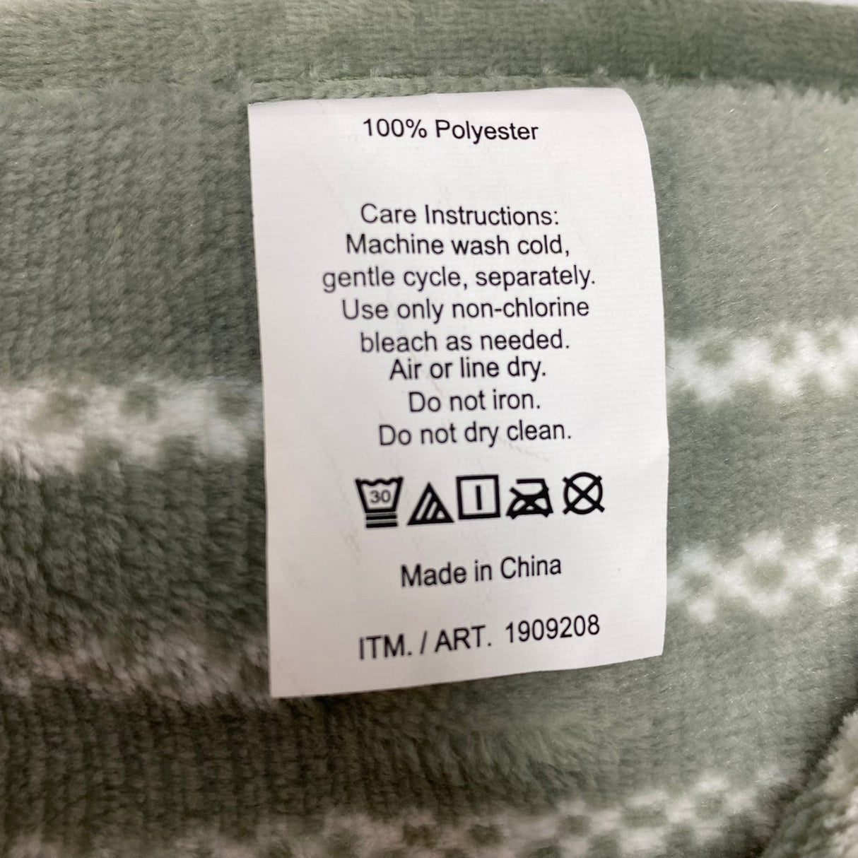 Berkshire Reversible Plush Throw - 152cm x 178cm - Sage