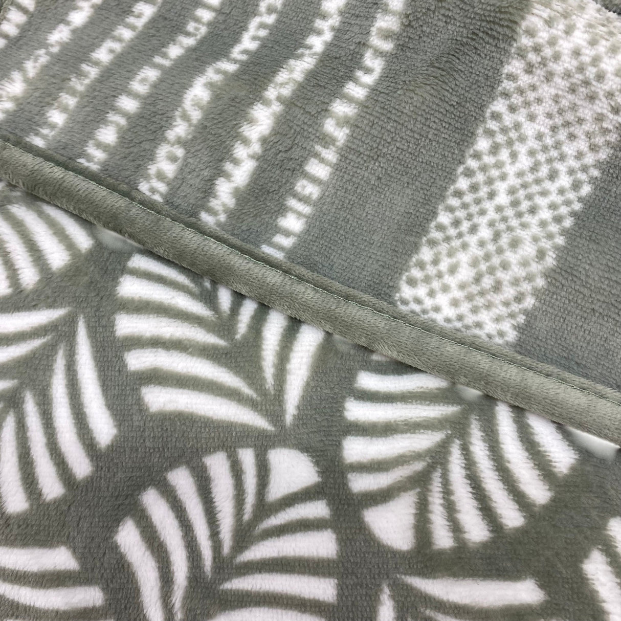 Berkshire Reversible Plush Throw - 152cm x 178cm - Sage