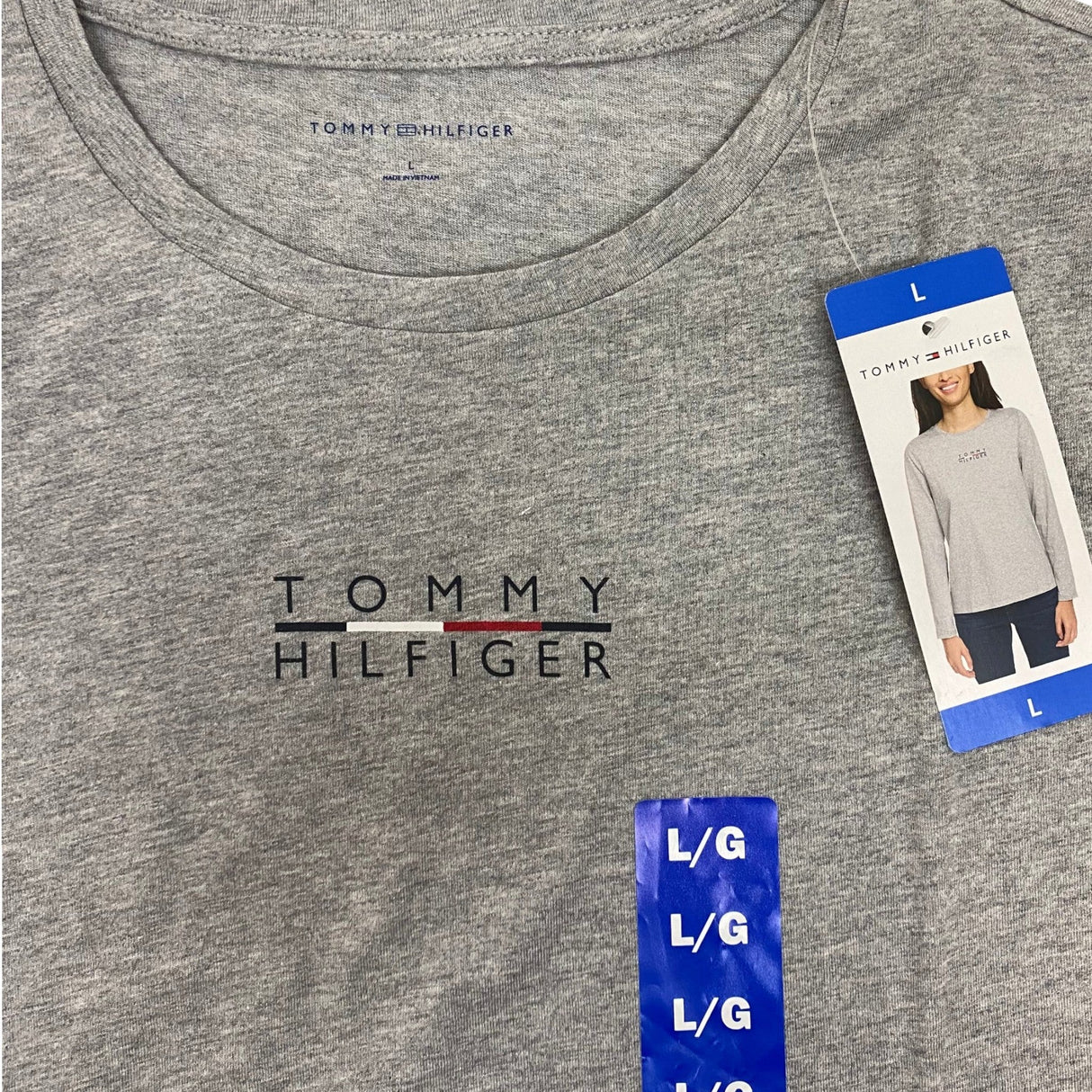 Tommy Hilfiger Women's Logo Long Sleeve Shirt SIZE - Large