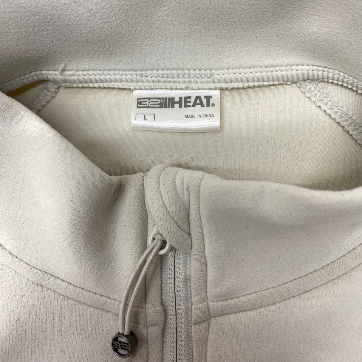 32 Degrees Women's Active Full Zip Fleece Jacket Has small black stainSIZE - Large