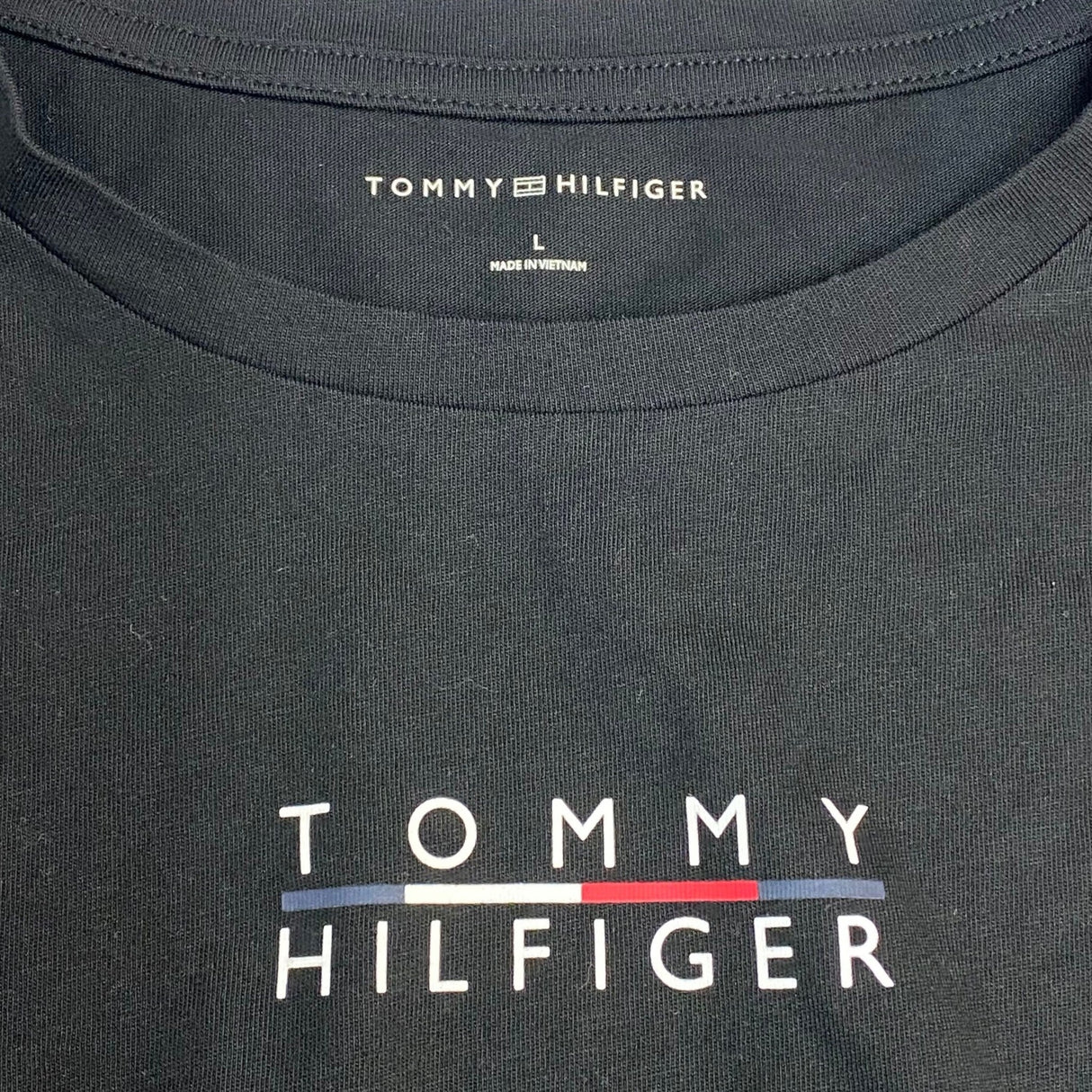 Tommy Hilfiger Women's Logo Long Sleeve Shirt SIZE - Large