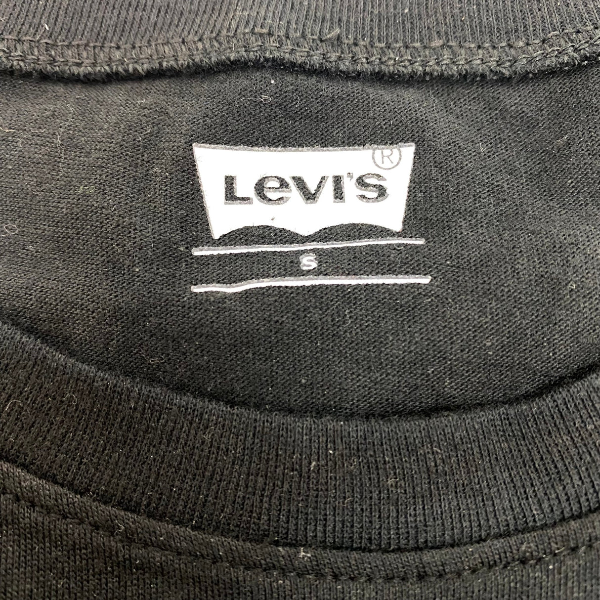 Levis Men's Short Sleeve Tee SIZE - Small
