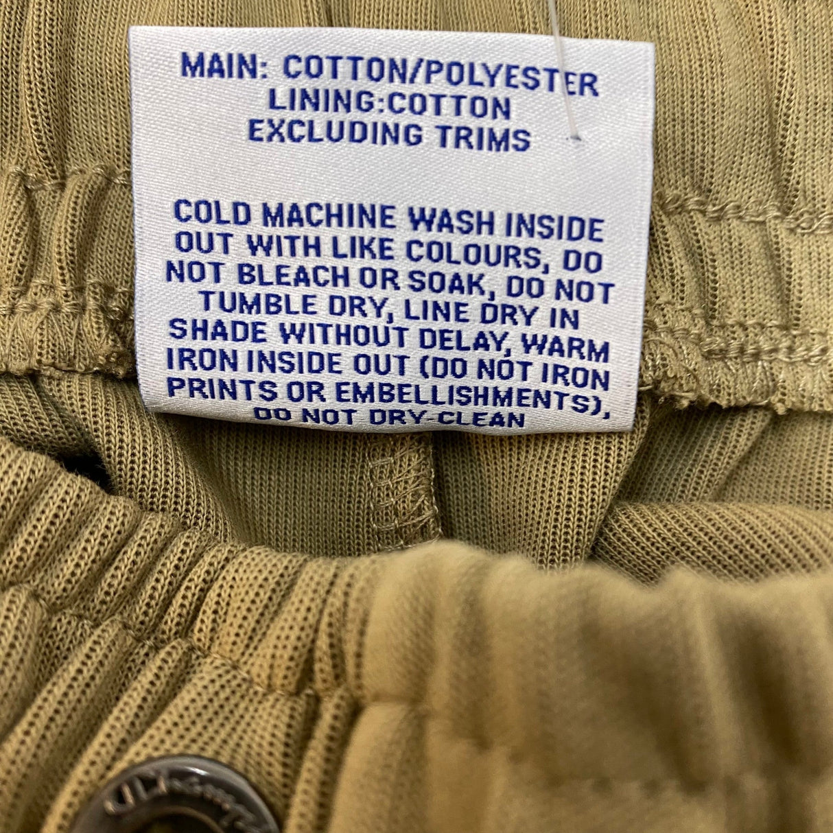 Champion Women's C-Logo Legacy Tech Shorts SIZE - Small
