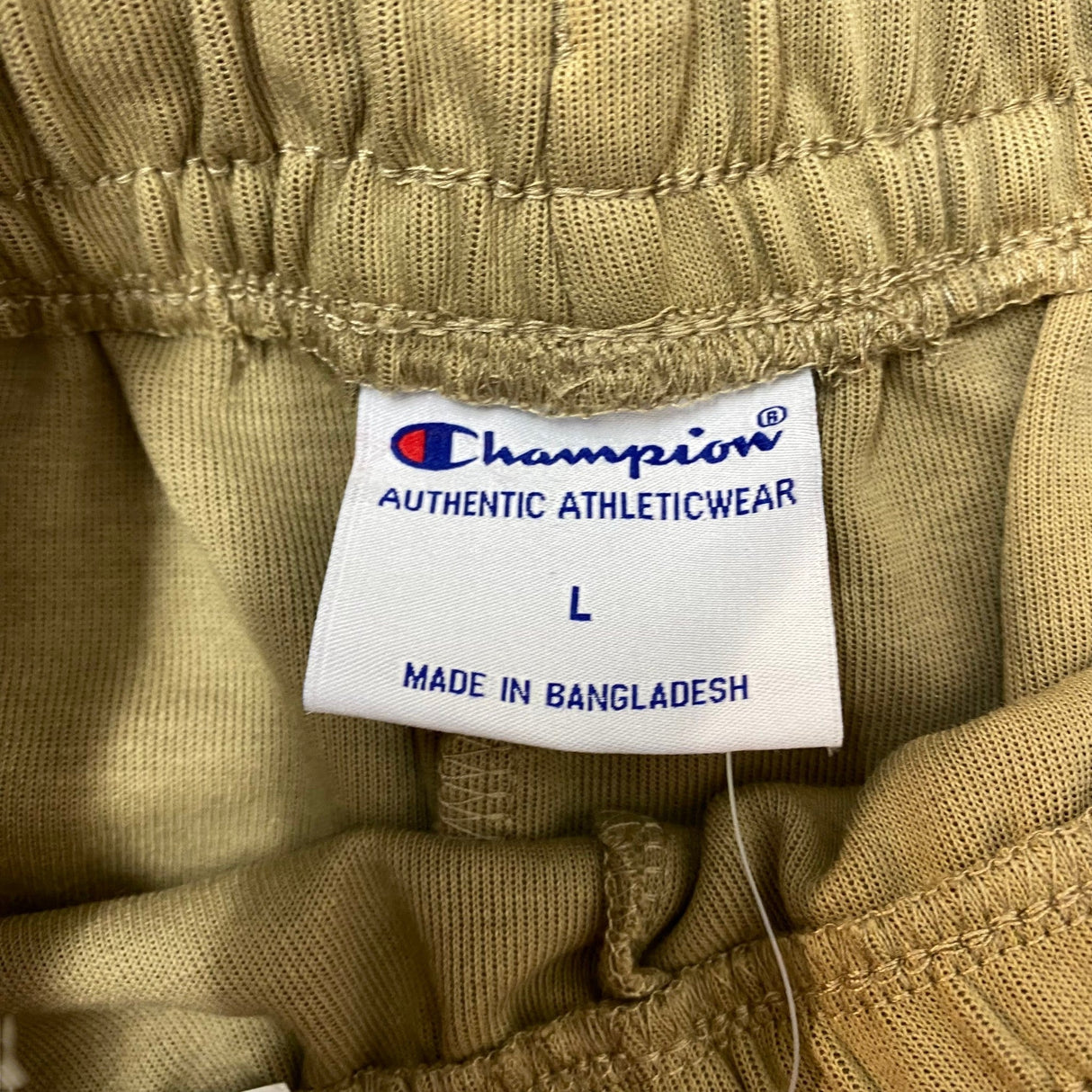 Champion Women's C-Logo Legacy Tech Shorts SIZE - Large