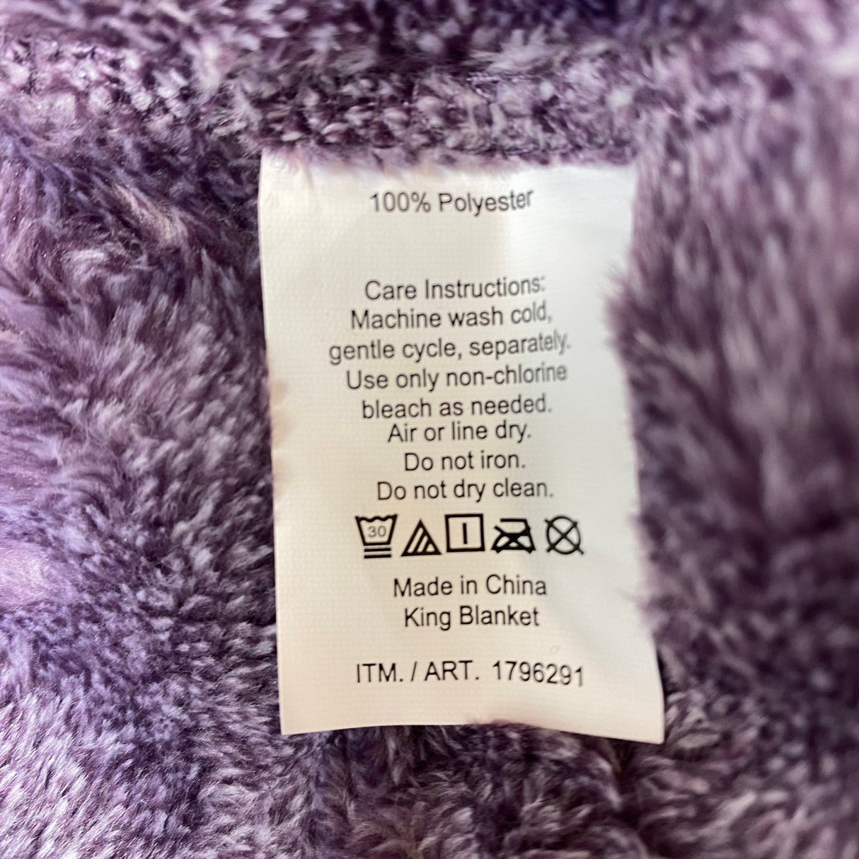 Berkshire Heathered Plush Blanket - King 284 x 234 cm - Purple