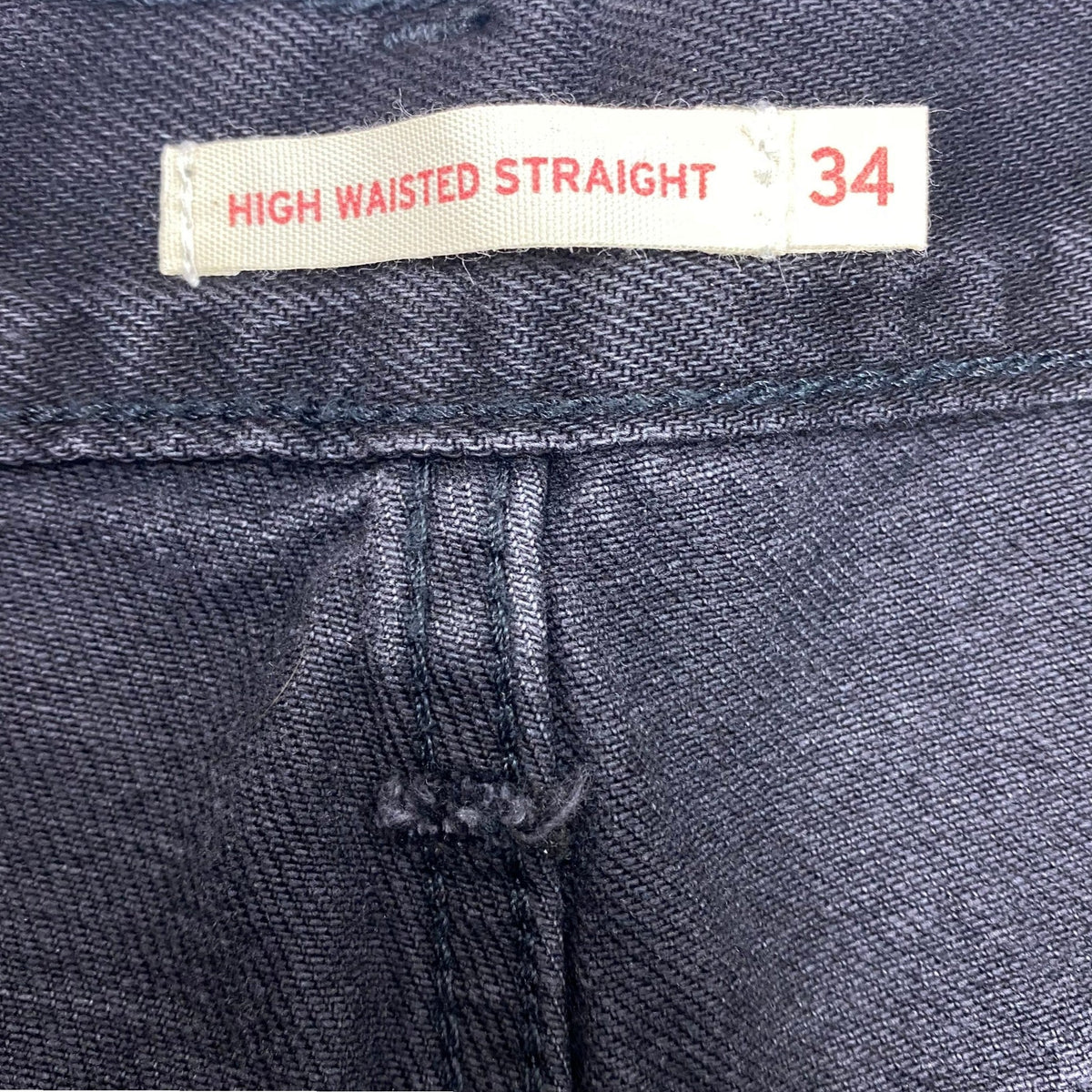 Levis Women's High Waisted Straight Jean - Black Wash SIZE - 34