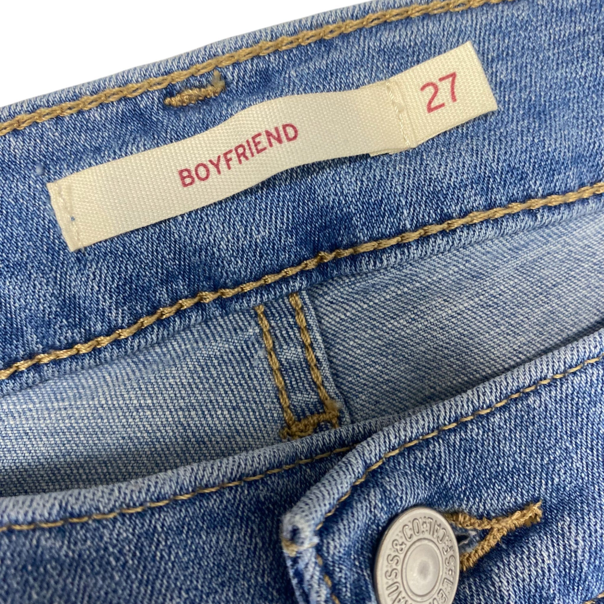 Levis Women's Regular Fit Boyfriend Jeans SIZE - 27