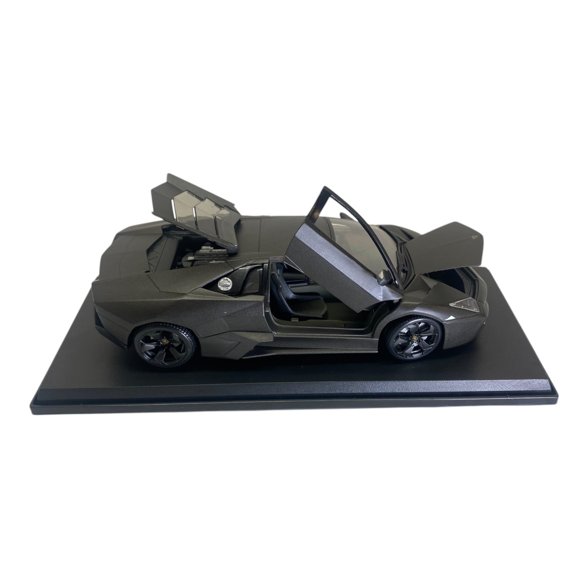 Maisto Special Edition 1:18 Lamborghini Reventon