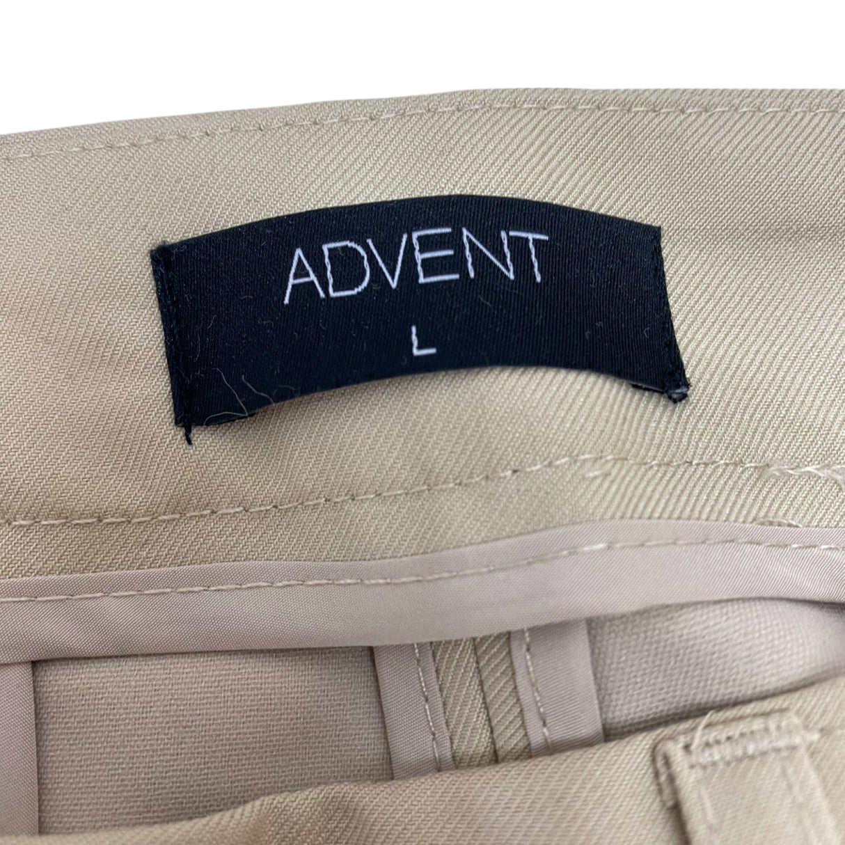 Advent Women's Tailored Pleat Shorts SIZE - Large