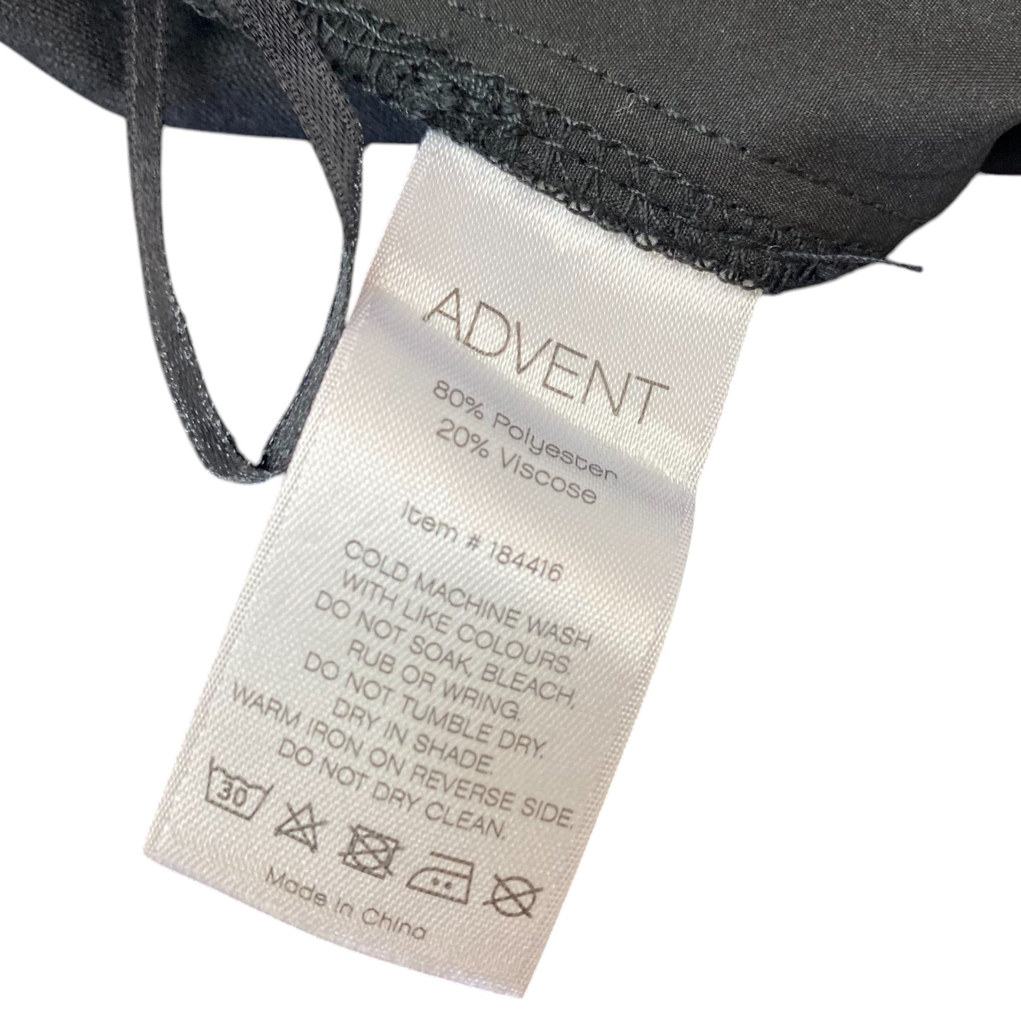 Advent Women's Tailored Pleat Shorts SIZE - Medium