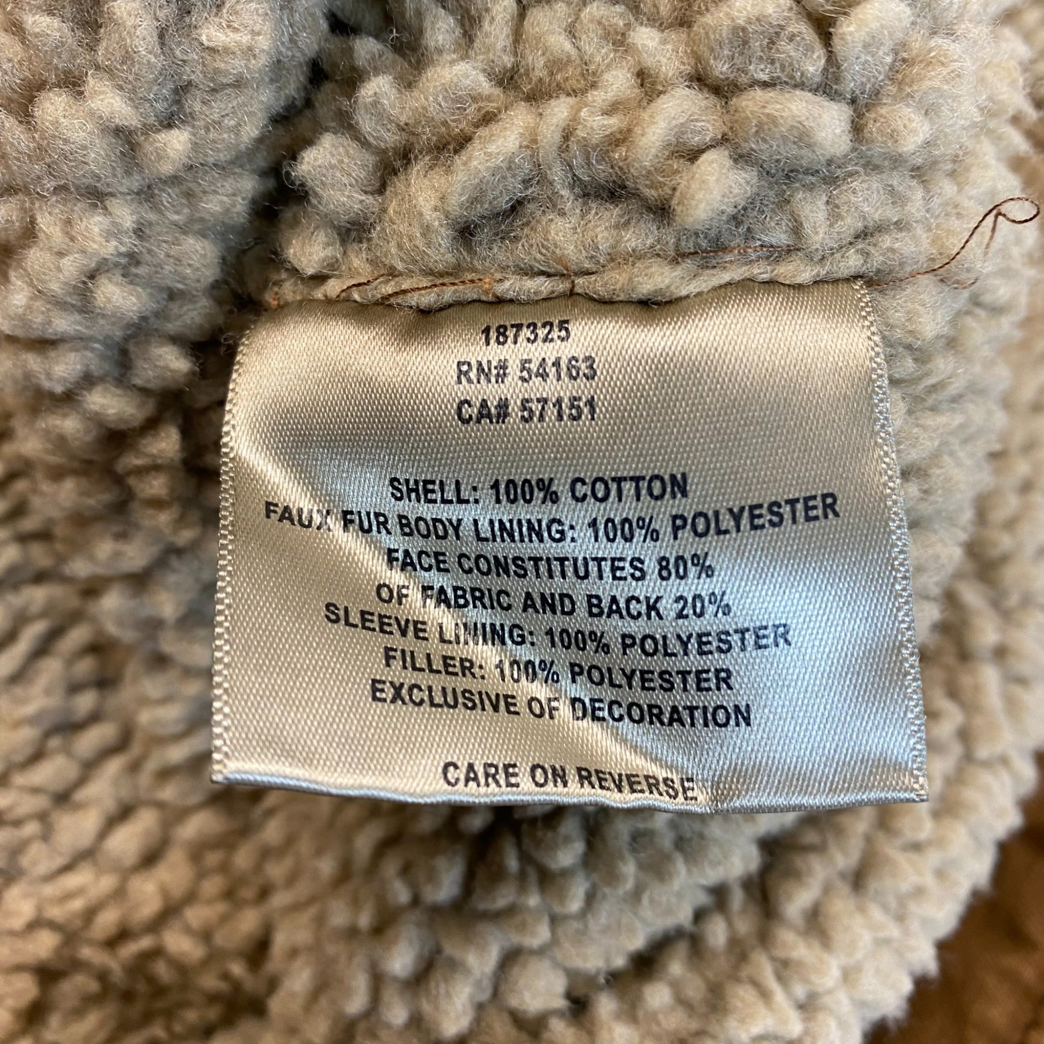 Levis Men's Sherpa Lined Jacket SIZE - Medium