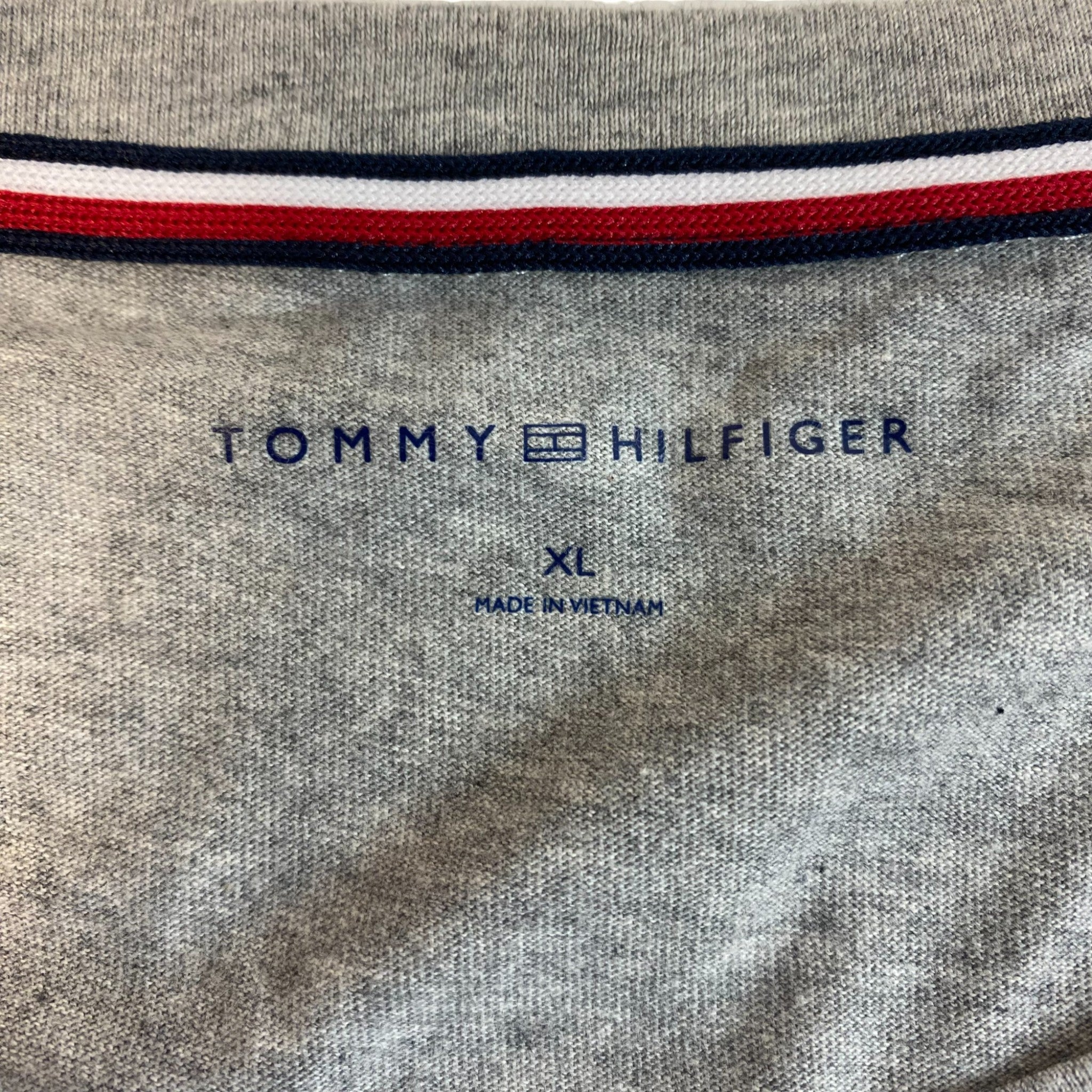 Tommy Hilfiger Women's Long Sleeve Tee SIZE - Extra Large