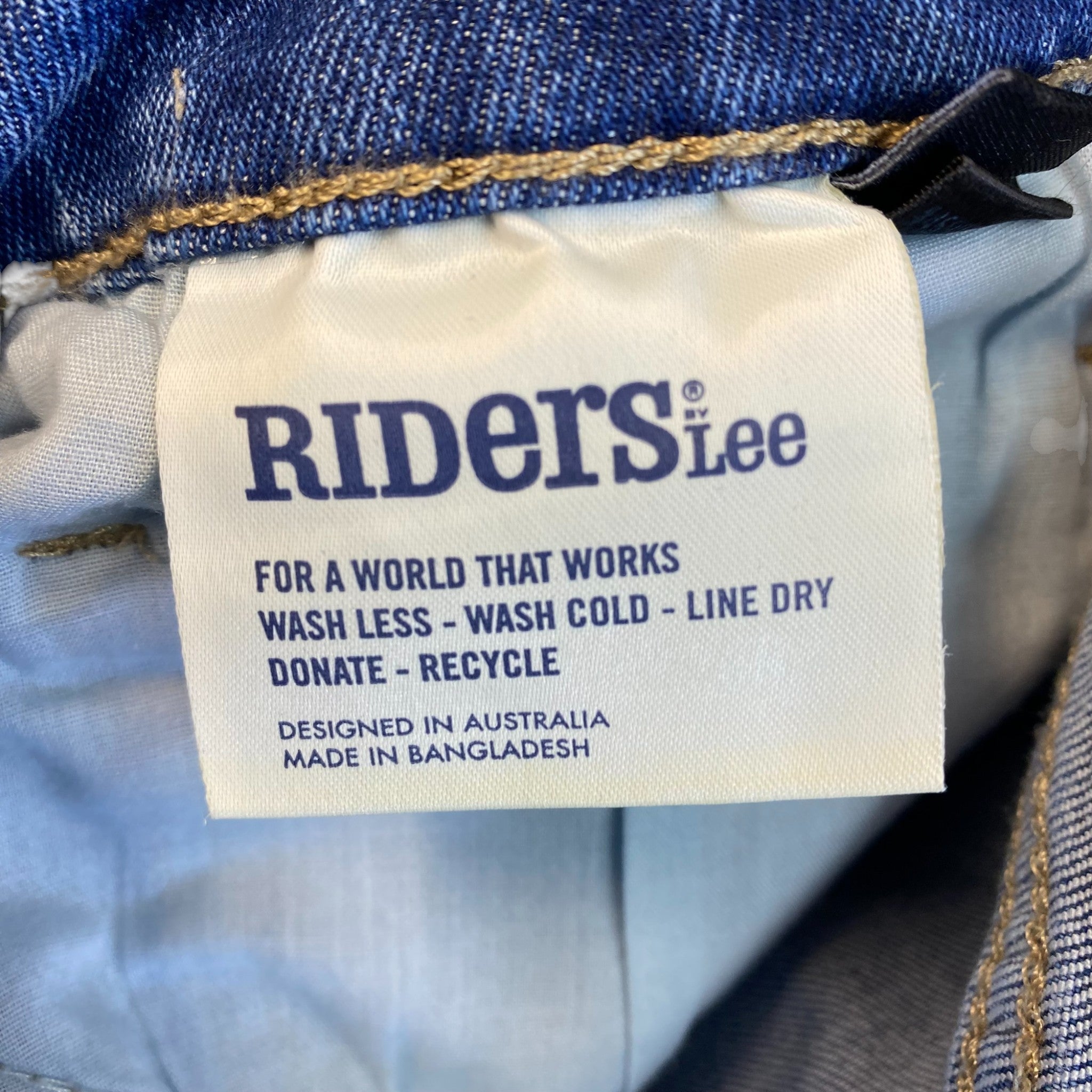 Lee Men's Riders Classic Straight Fit Jeans SIZE - 38