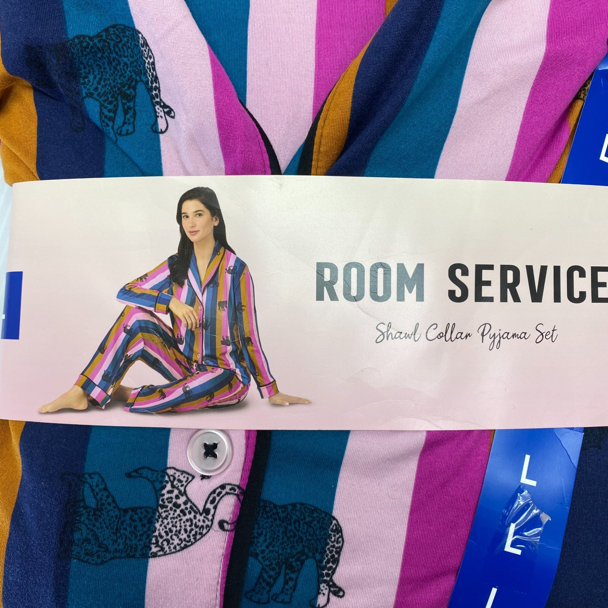 Room Service Women's Shawl Collar Pyjama Set SIZE - Large