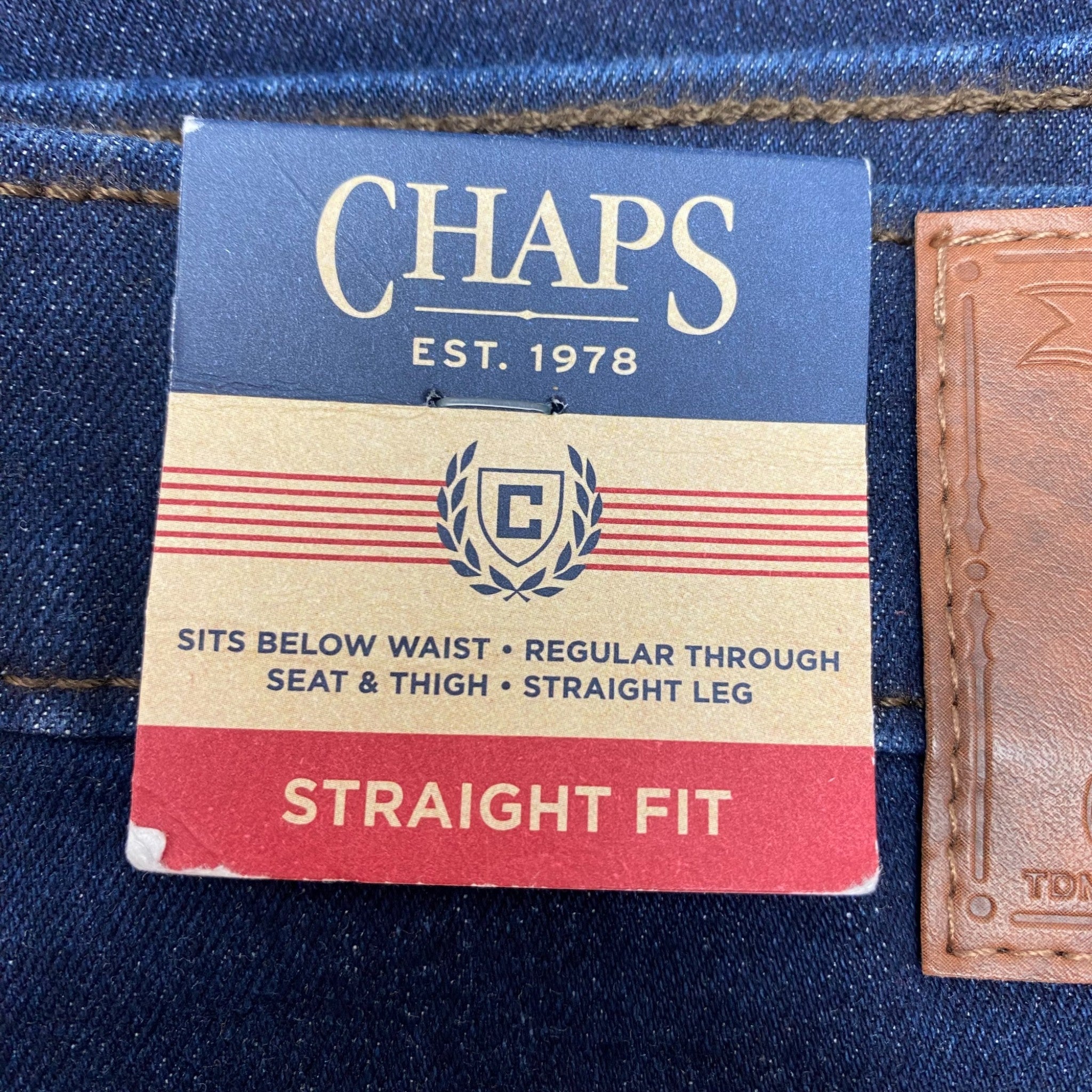 Chaps Men's Straight Fit Jeans SIZE - 40