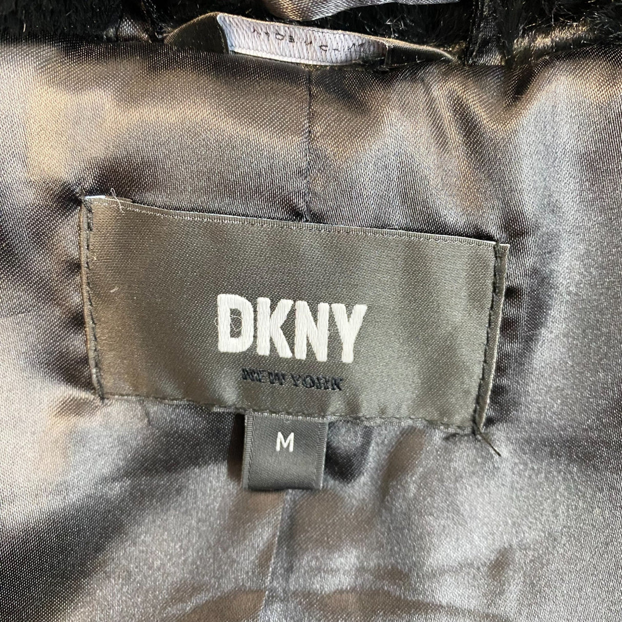 DKNY Women's Fur Coat SIZE - Medium