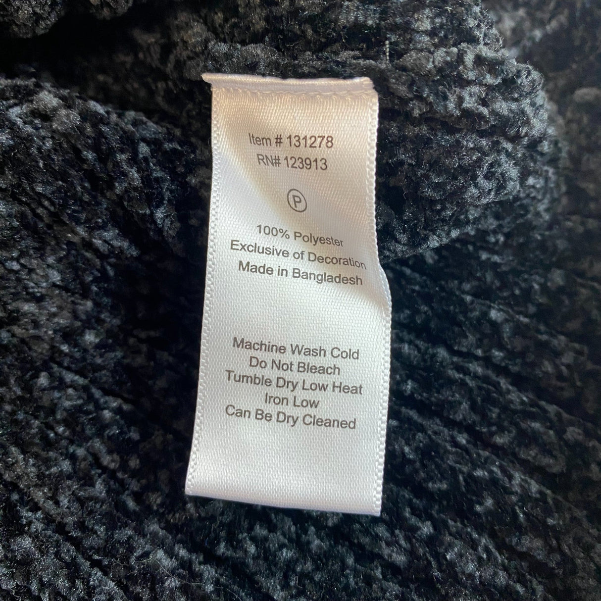 Jachs Women's Girlfriend Ribbed V-Neck Sweater SIZE - Small