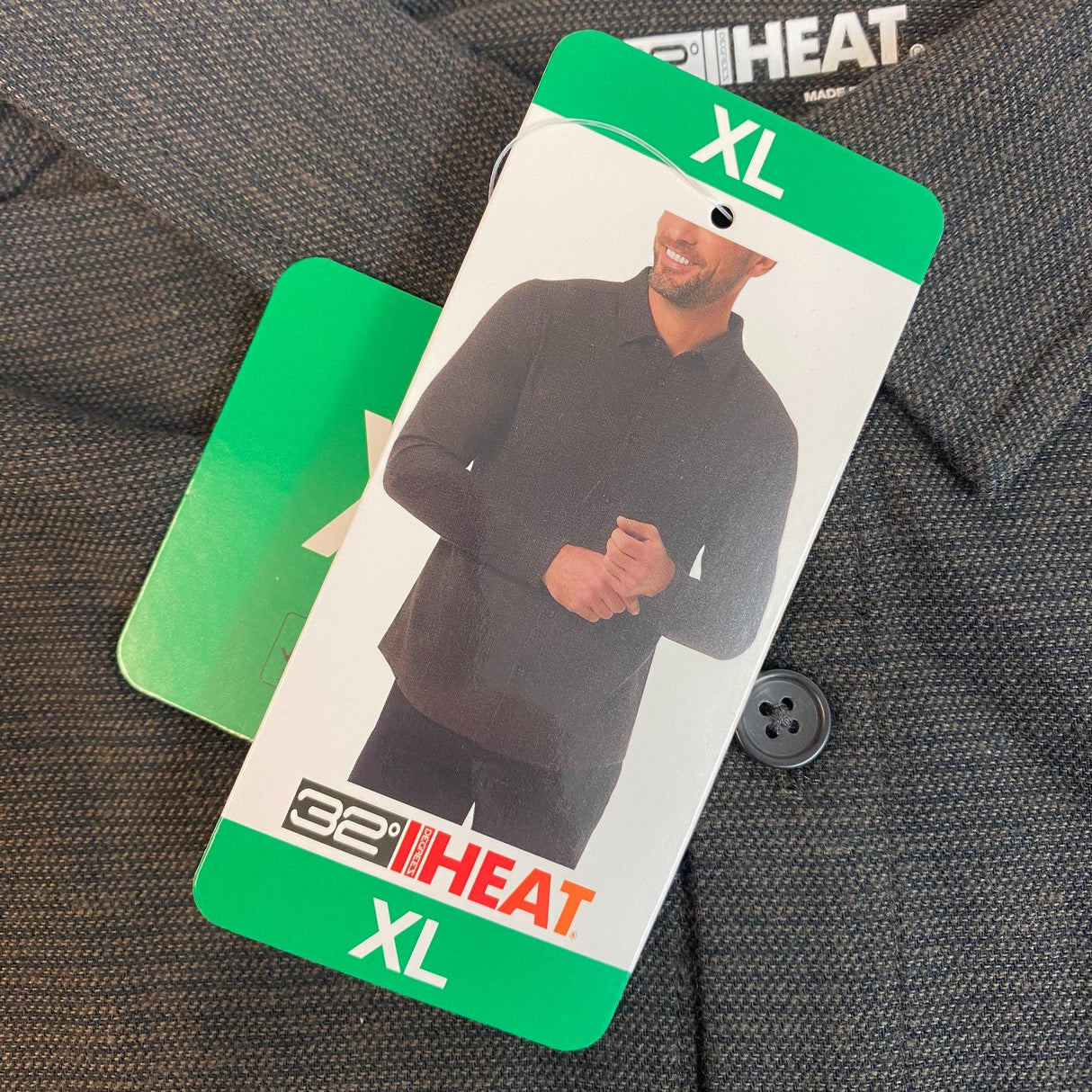 32 Degrees Men's Long Sleeve Button Collar Shirt SIZE - Extra Large