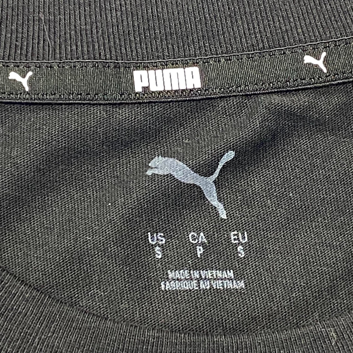 Puma Men's Embroidered Logo T-Shirt SIZE - Small
