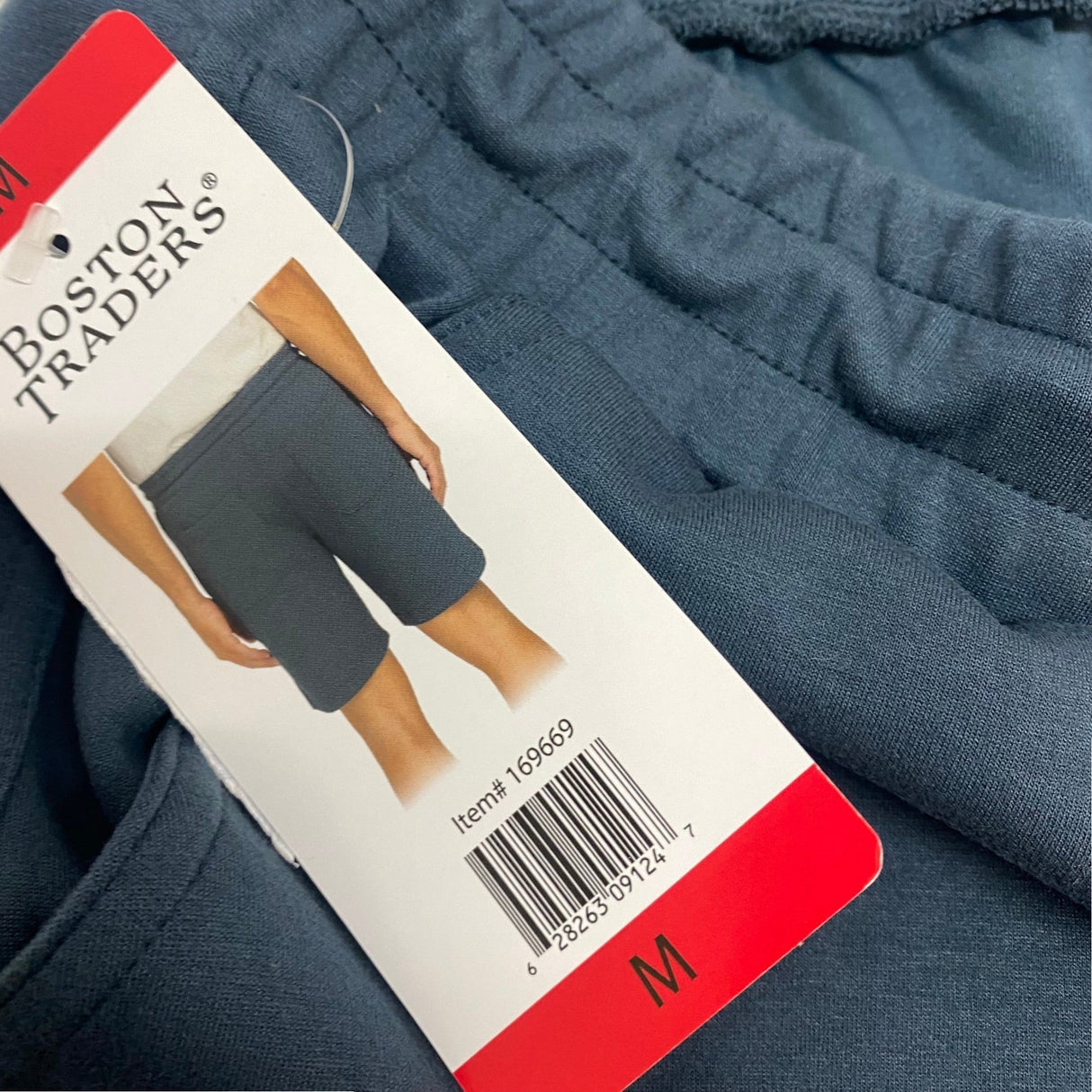 Boston Traders Men's Relaxed Fit Shorts SIZE - Medium