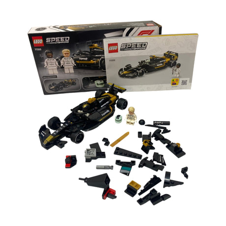 Lego Speed Champions - APXGP Team Race Car - F1 Movie 77252