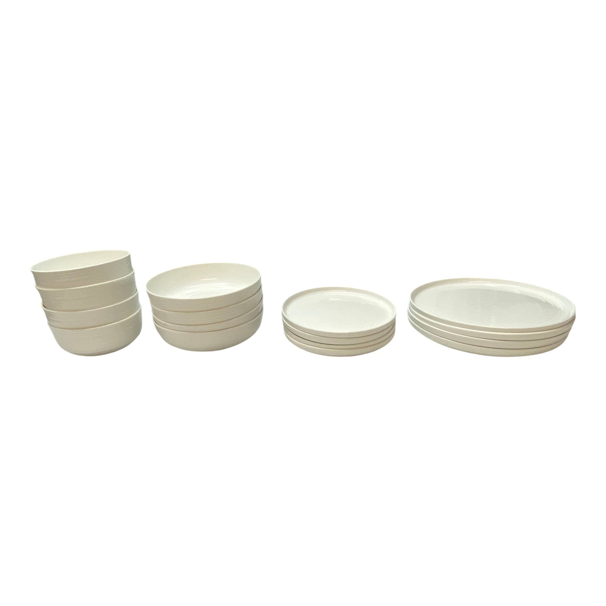 Mikasa Alyssa 16 Piece Dinner Set - CLICK AND COLLECT ONLY