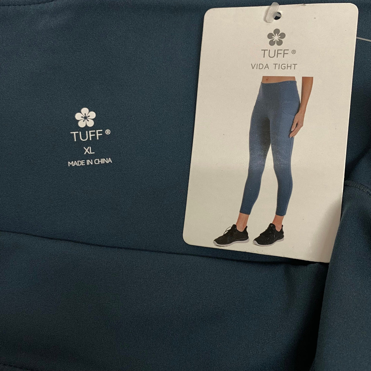 Tuff Women's Vida 7/8 Athletic Tights SIZE - Extra Large