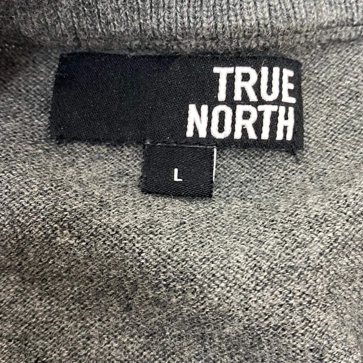 True North Men's Crew Neck Sweater SIZE - Large