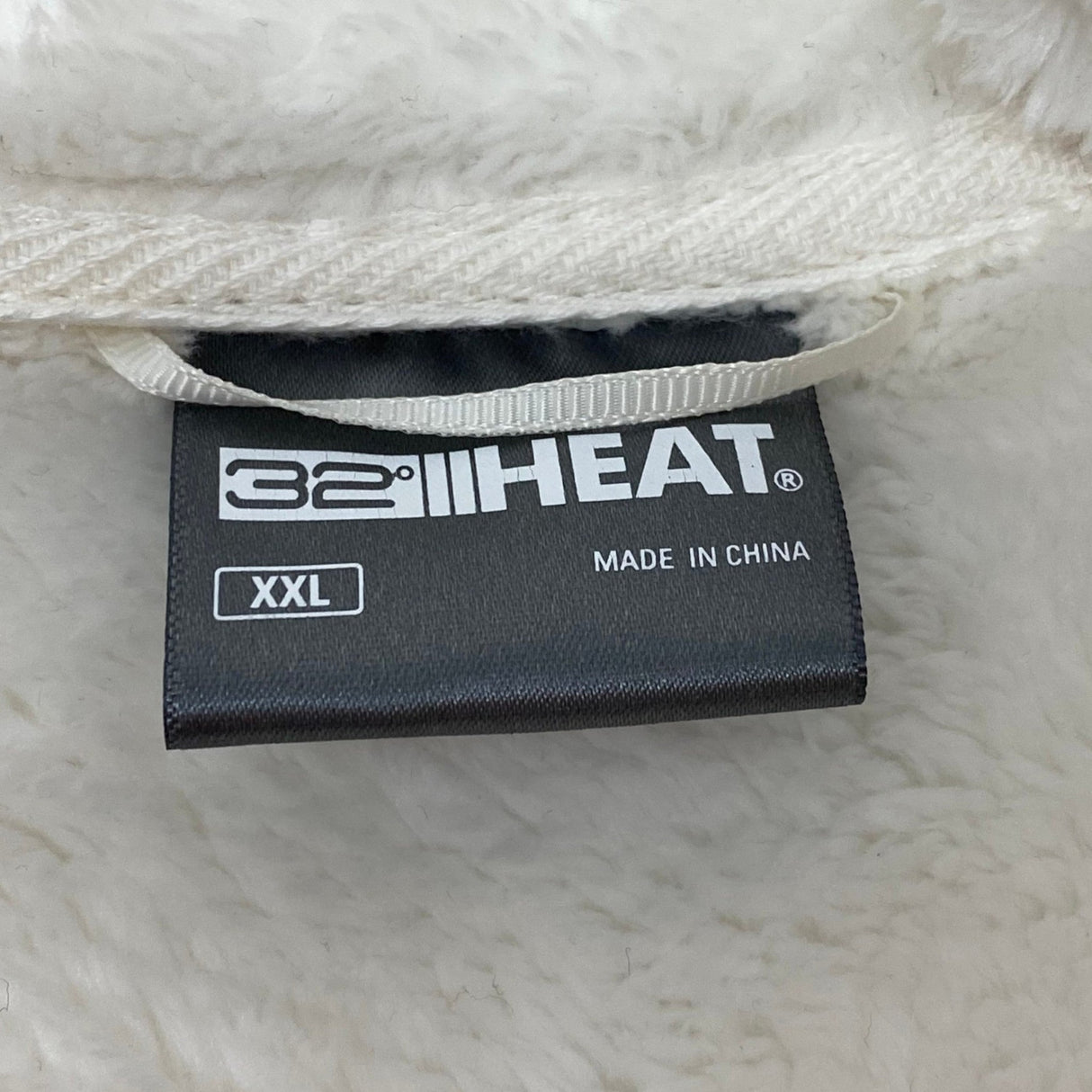 32 Degrees Women's Faux Fur Zip Up Jacket SIZE - Extra Large