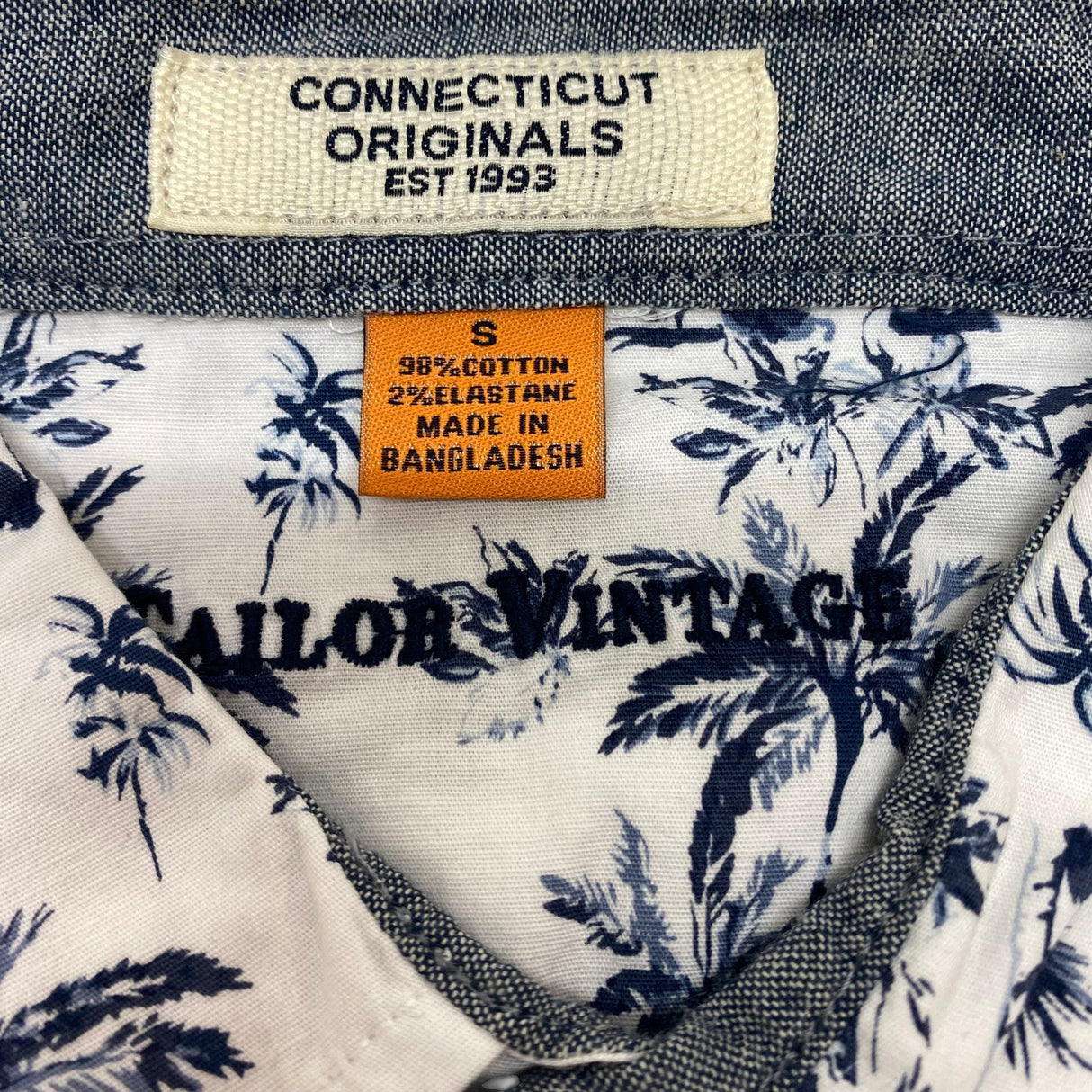 Tailor Vintage Men's Tropical Waves Shirt - White/Blue Palms SIZE - Small