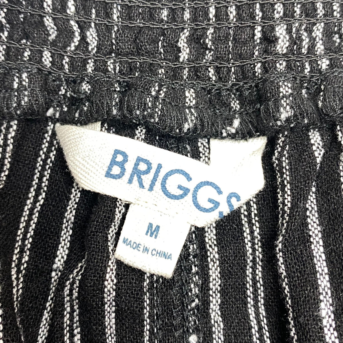 Briggs Women's Relaxed Linen Shorts SIZE - Medium