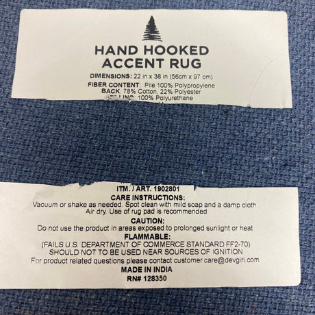 Holiday Hooked Accent Candy Rug